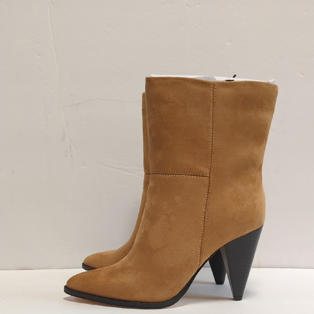 NEW Forever 21 Tan Faux Suede Pointed Toe Ankle Boots Size 6 - Picture 3 of 10